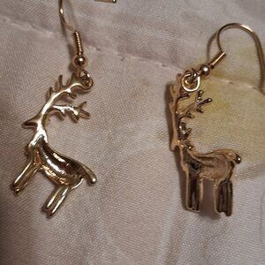 cute raindeer earringsfinal price please struggling mama/ disabled vet!